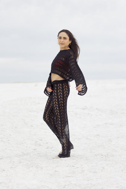 Crop top deshilado negro