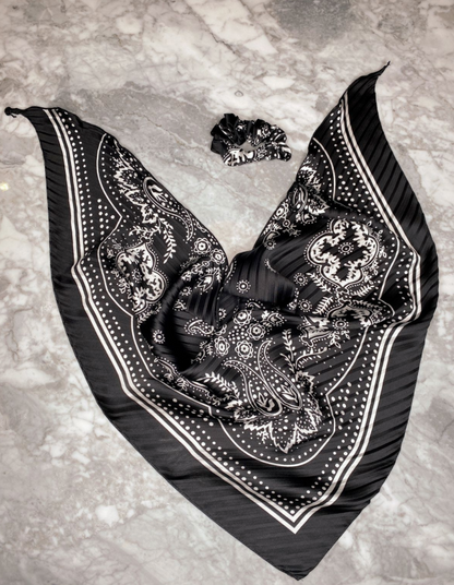 Pañuelo estilo paliacate negro
