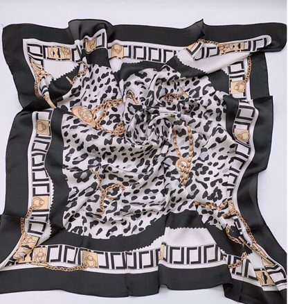 Pañuelo cadena y animalprint