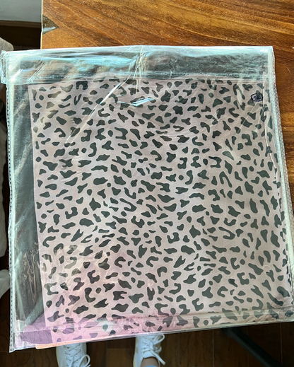 Pañuelo Jaguar Rosa