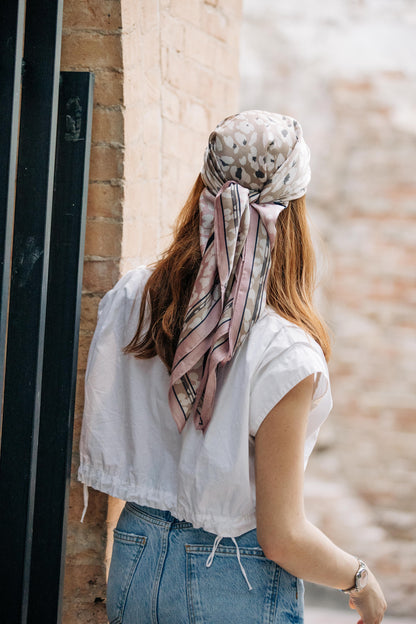 Pañuelo animal print tonos rosas