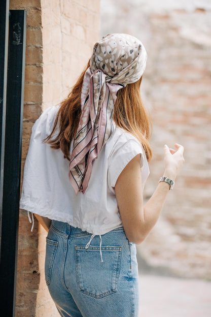 Pañuelo animal print tonos rosas