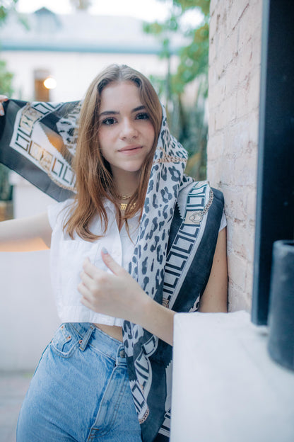 Pañuelo cadena y animalprint