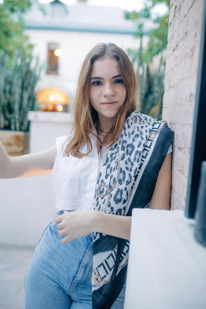 Pañuelo cadena y animalprint