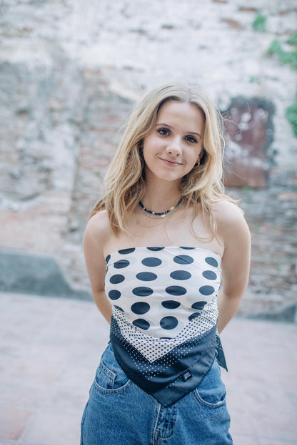 Pañuelo cuadro y punto