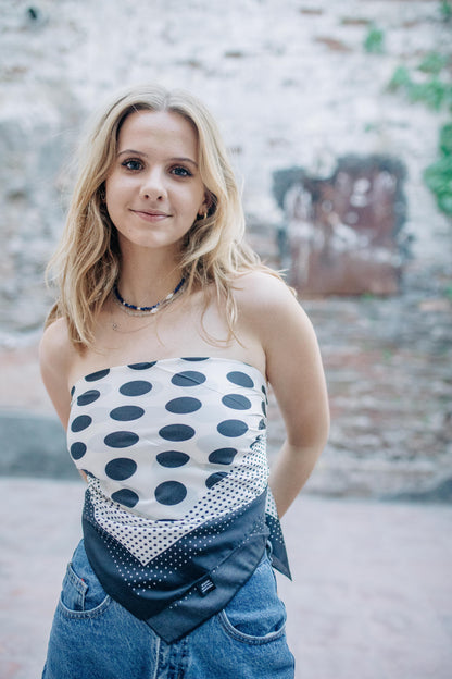 Pañuelo cuadro y punto