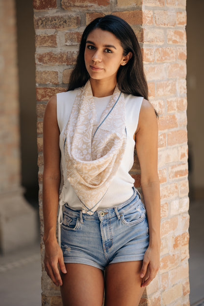 Pañuelo mosaico beige